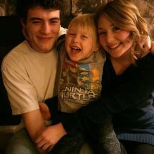 Meet your Posher, Levi